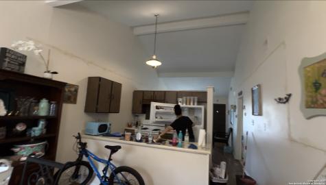 6520 Spring Lark San Antonio TX 78249