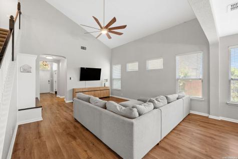 140 Jolie Circle Boerne TX 78015