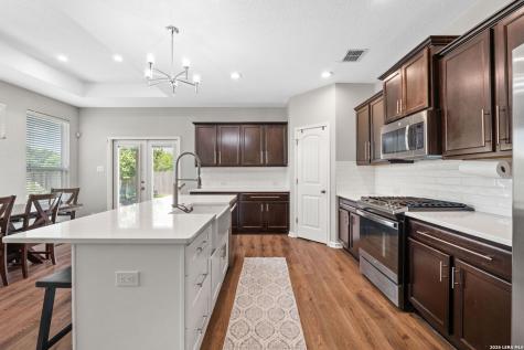 140 Jolie Circle Boerne TX 78015