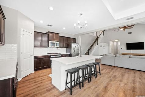 140 Jolie Circle Boerne TX 78015