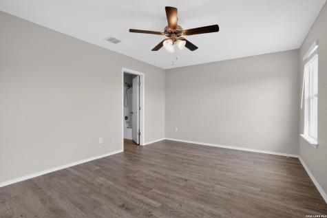 7504 Twin Pine Court Converse TX 78109