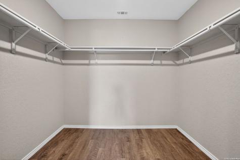 7504 Twin Pine Court Converse TX 78109