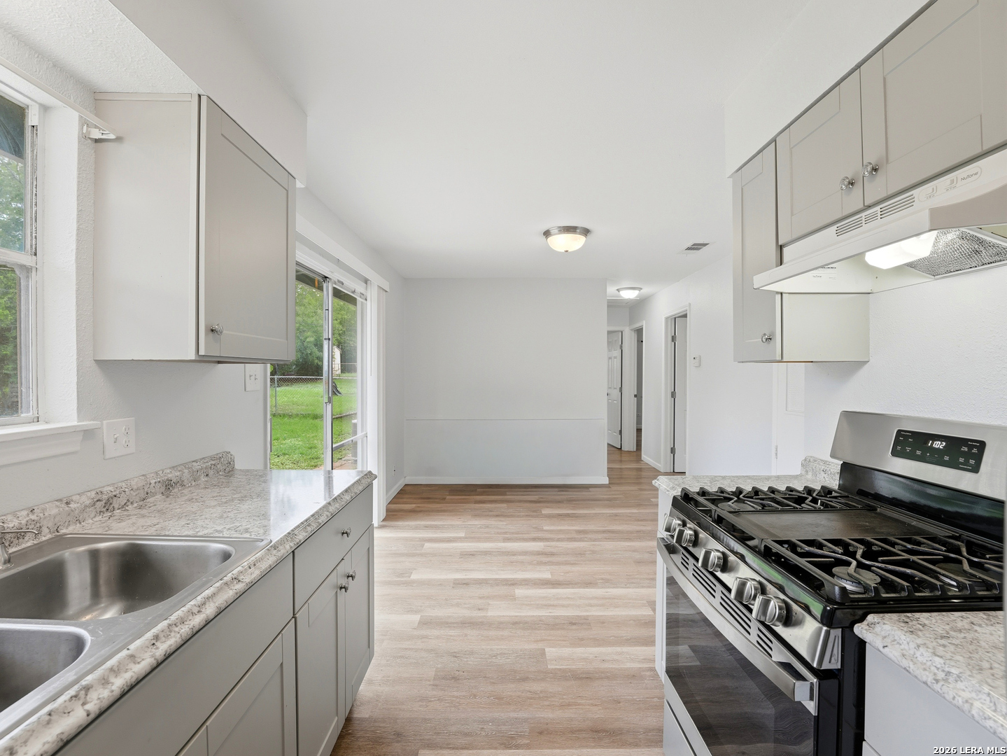 147 Fair Valley San Antonio TX 78227