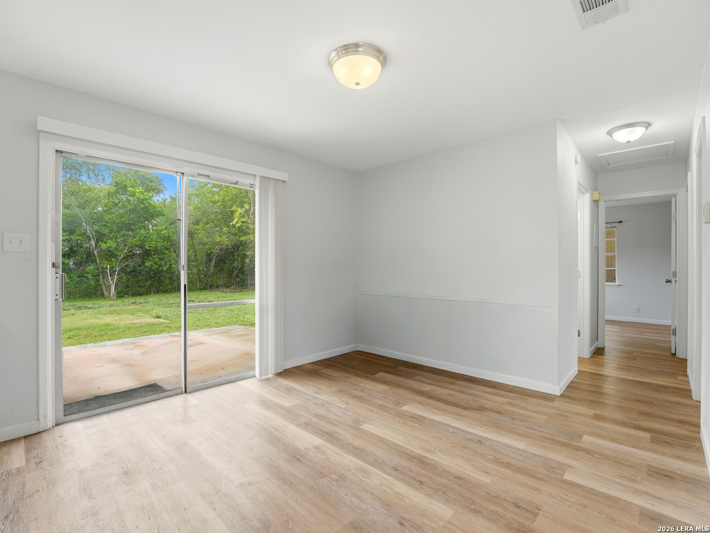 147 Fair Valley San Antonio TX 78227