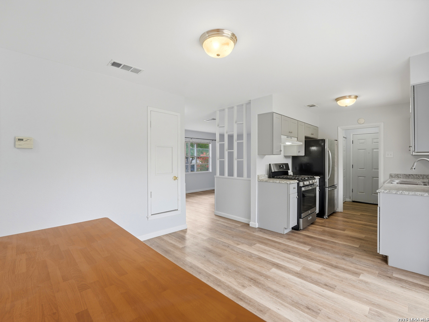 147 Fair Valley San Antonio TX 78227