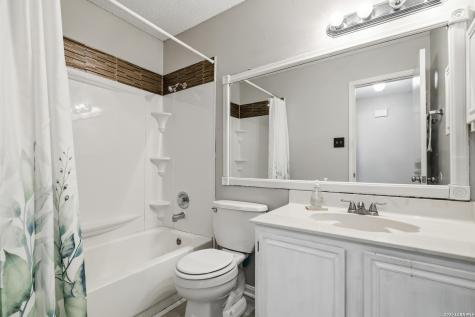 6315 Candlecrest Court San Antonio TX 78244