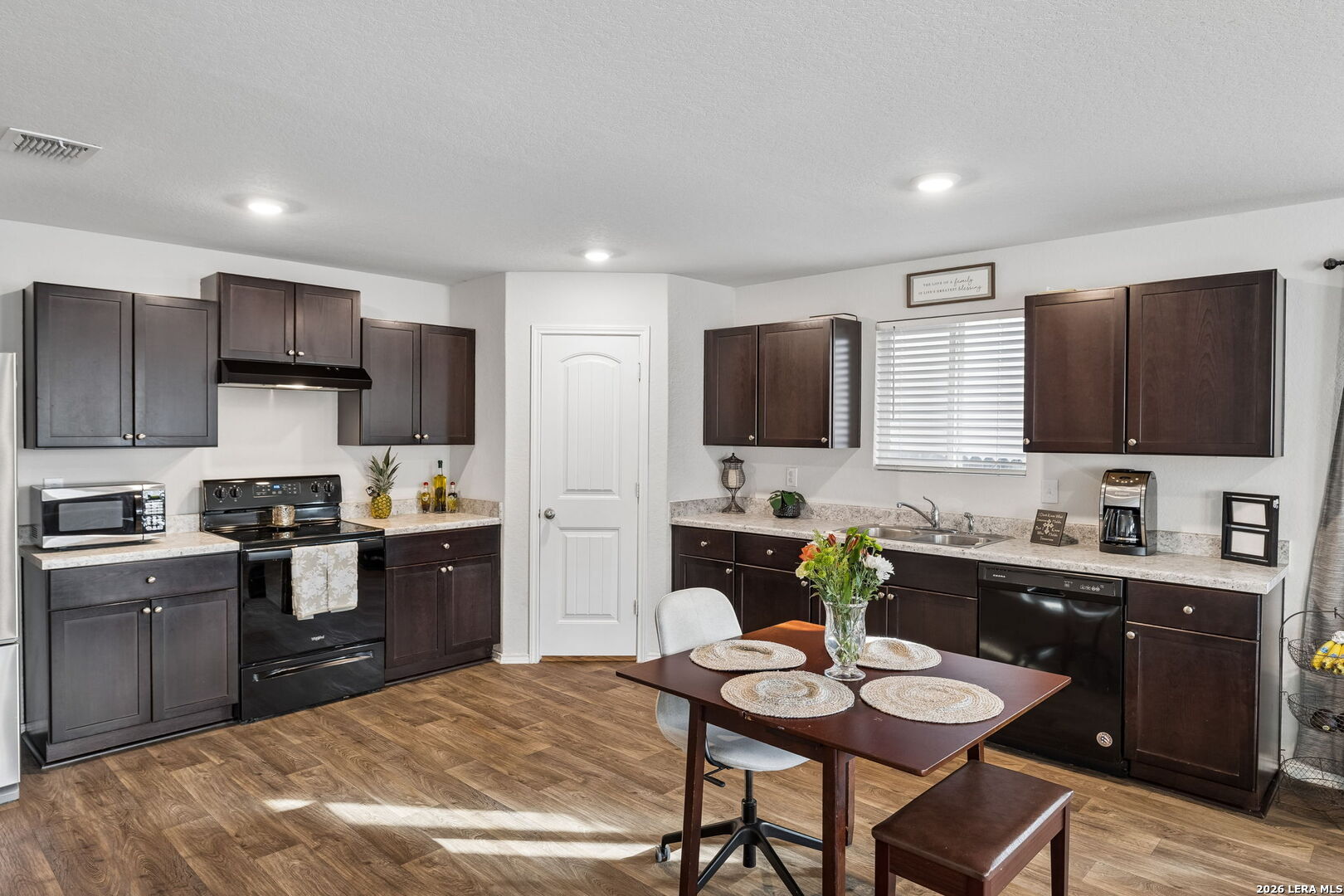 2902 Lindenwood Run San Antonio TX 78245