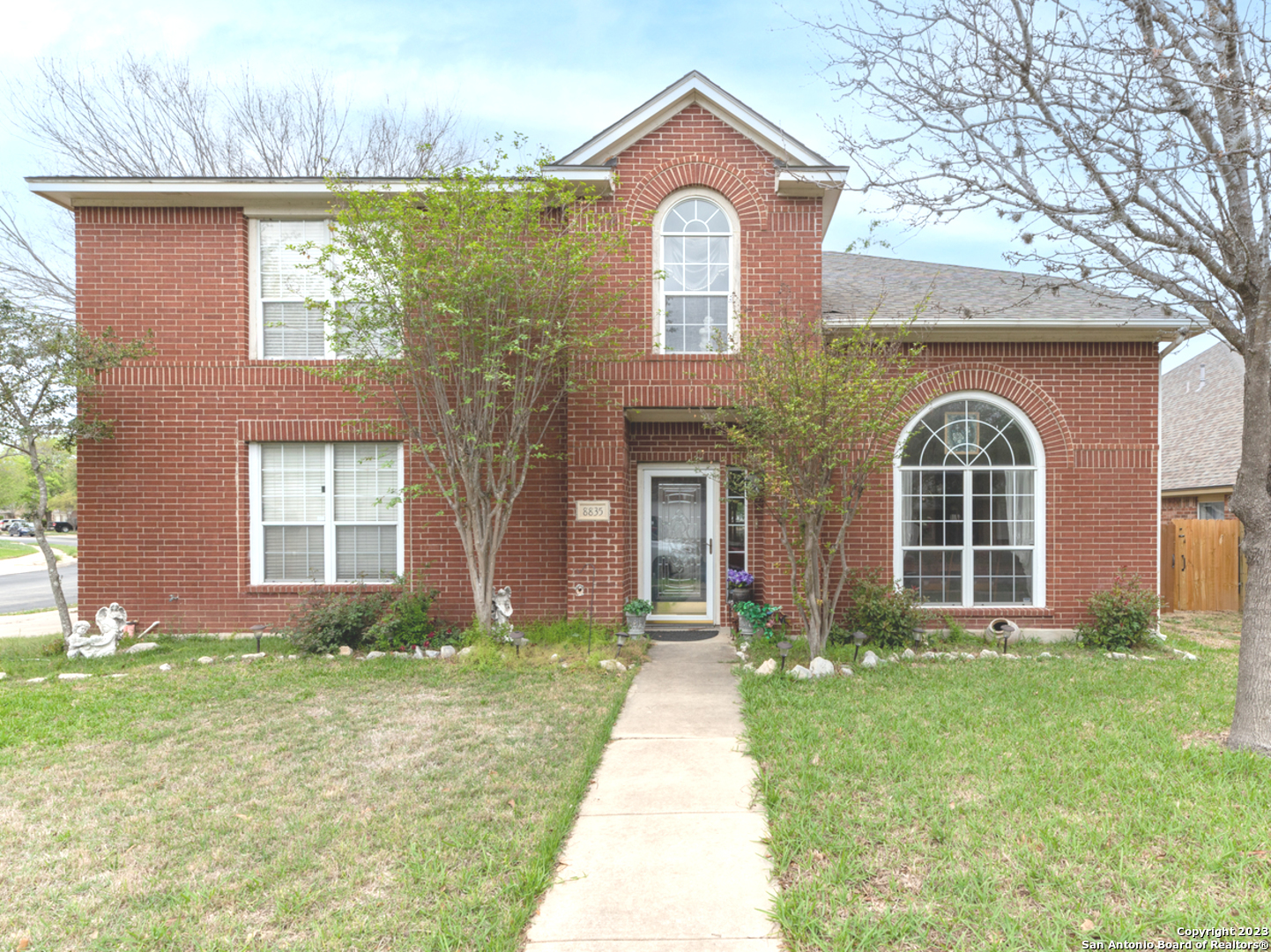 8835 Brae Vista San Antonio TX 78249