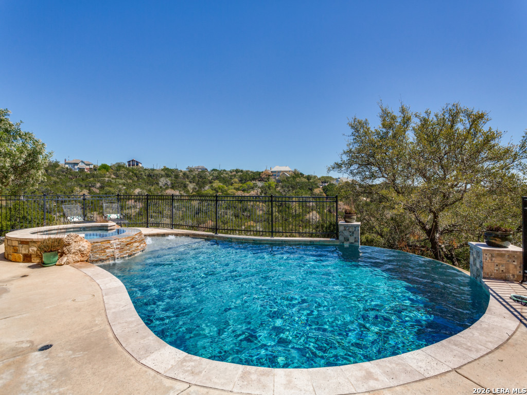 460 Shepherds Crook Helotes TX 78023