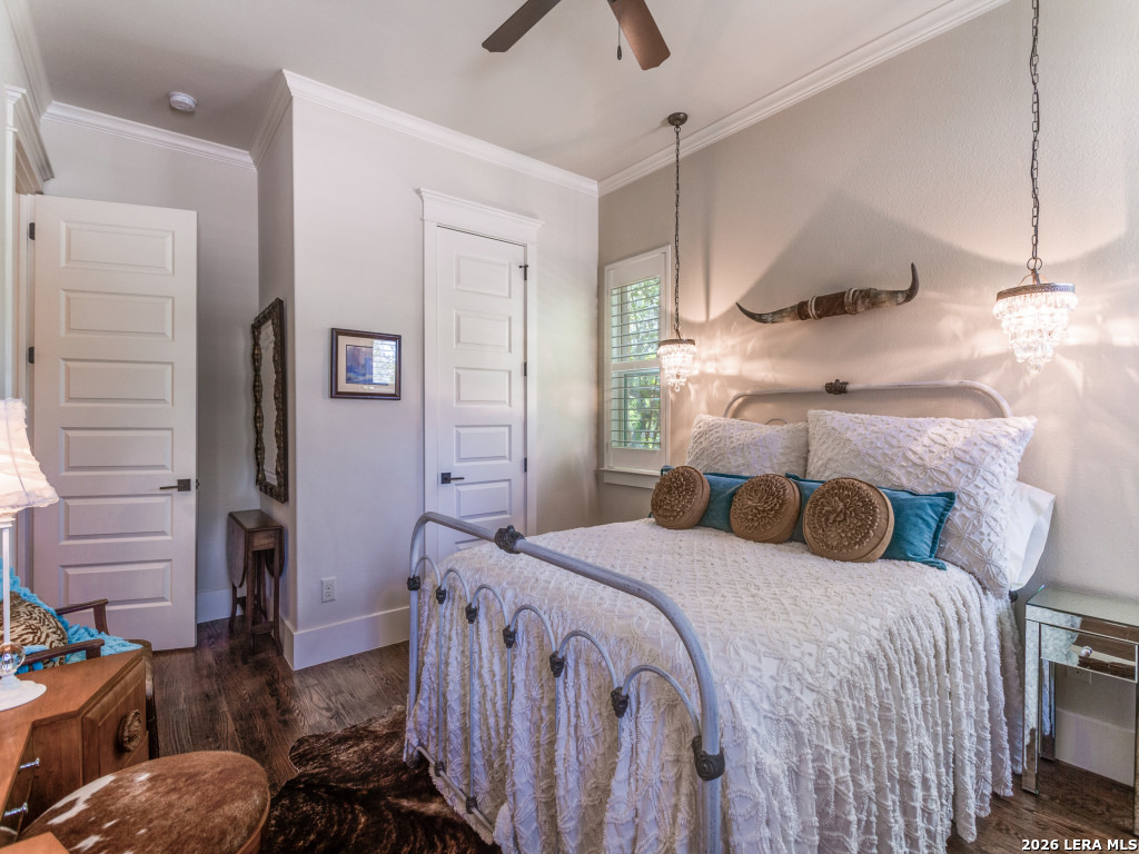460 Shepherds Crook Helotes TX 78023