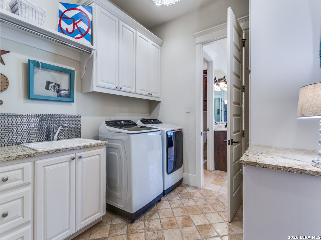 460 Shepherds Crook Helotes TX 78023