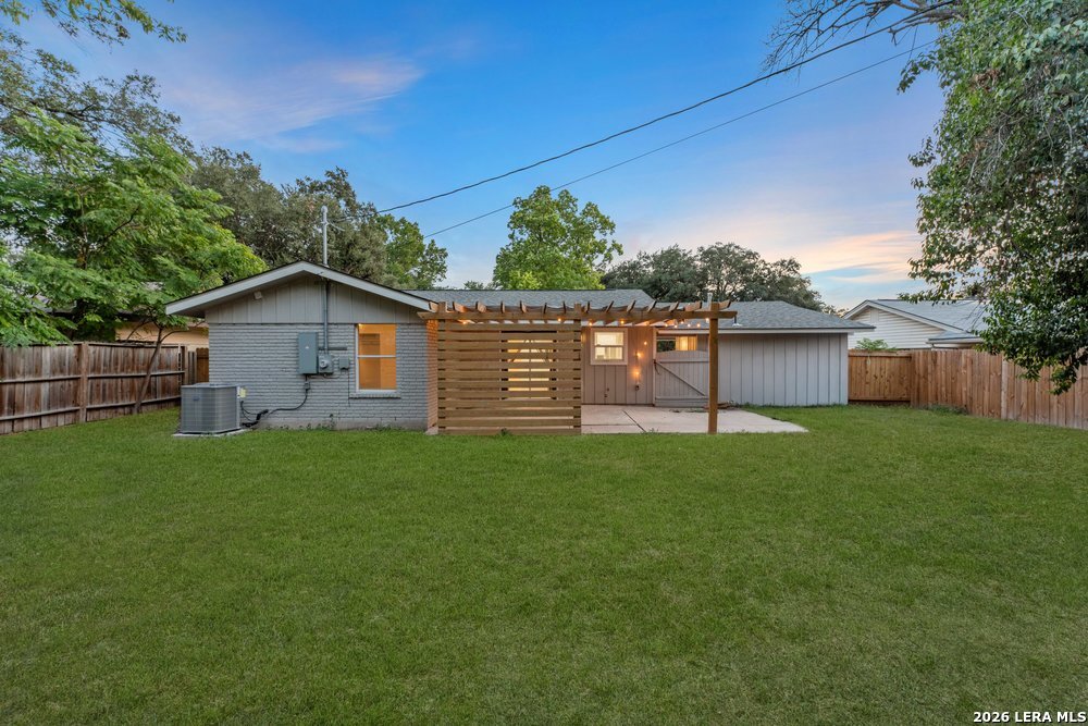 307 Dawnridge Drive San Antonio TX 78213