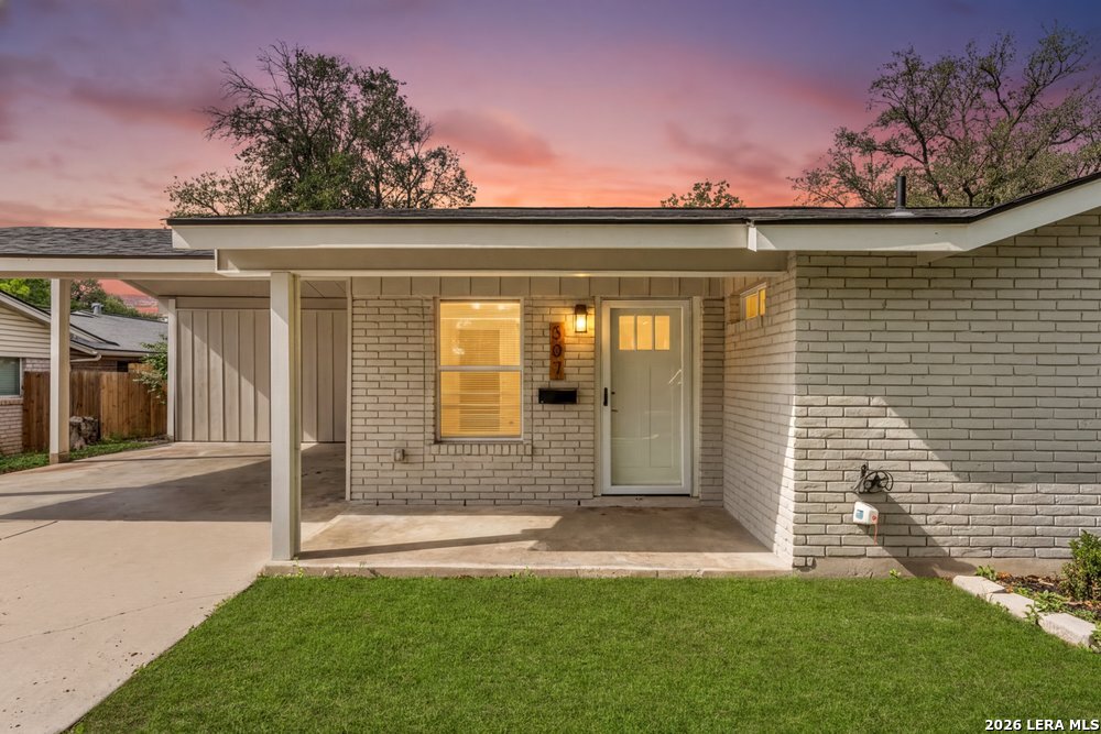 307 Dawnridge Drive San Antonio TX 78213