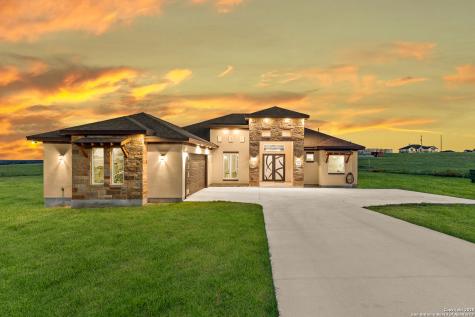 140 Summer Meadow Drive La Vernia TX 78121