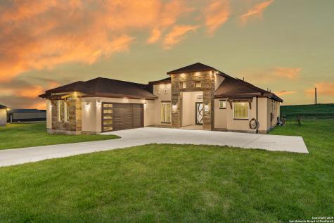 140 Summer Meadow Drive La Vernia TX 78121