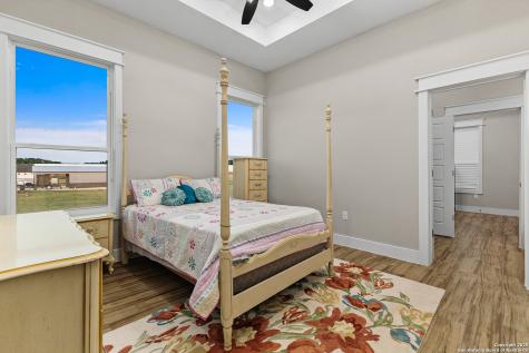 140 Summer Meadow Drive La Vernia TX 78121
