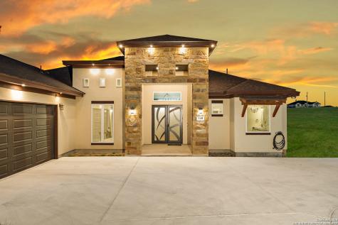 140 Summer Meadow Drive La Vernia TX 78121