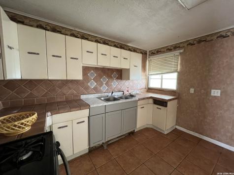 318 Sublett San Antonio TX 78223