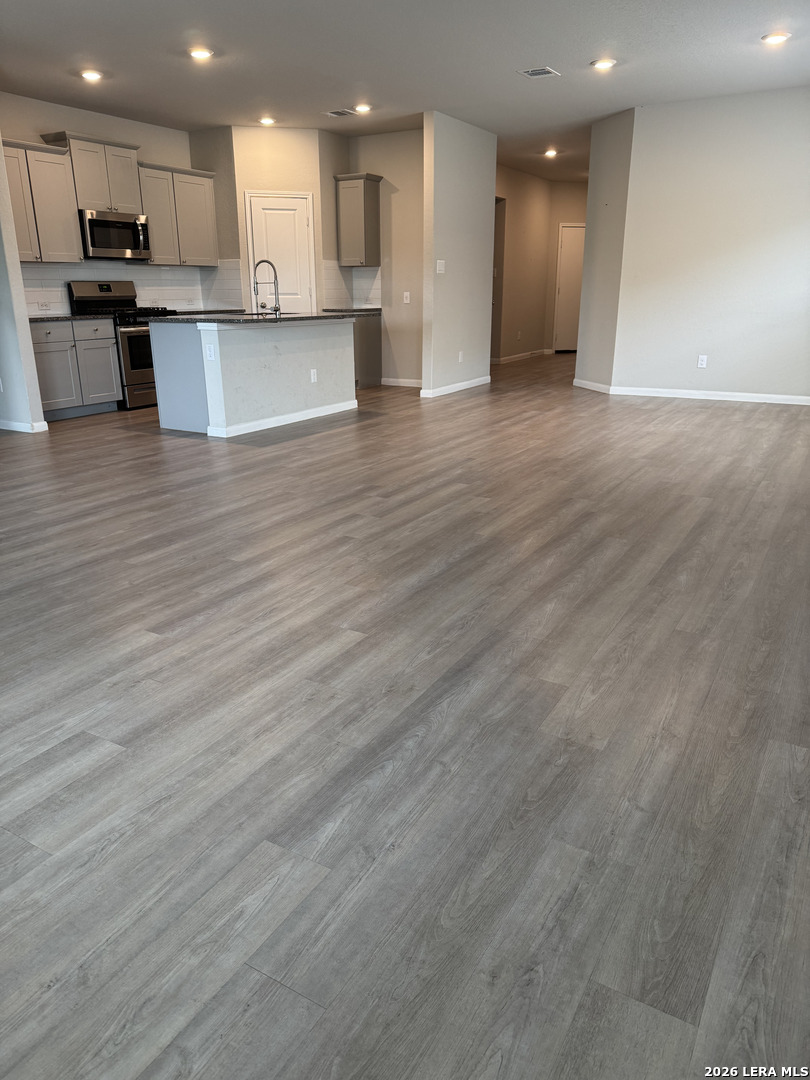 9146 Landa San Antonio TX 78254