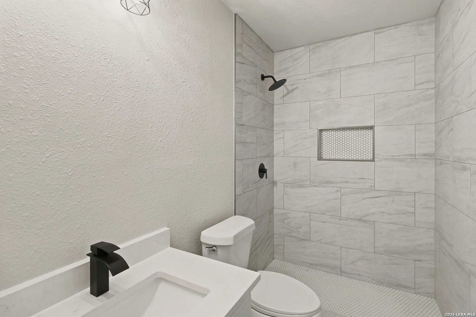 8027 Walnut Bank San Antonio TX 78254