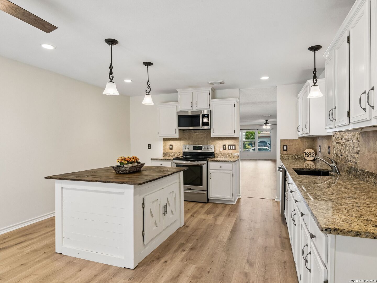 7682 Aspen Park San Antonio TX 78249