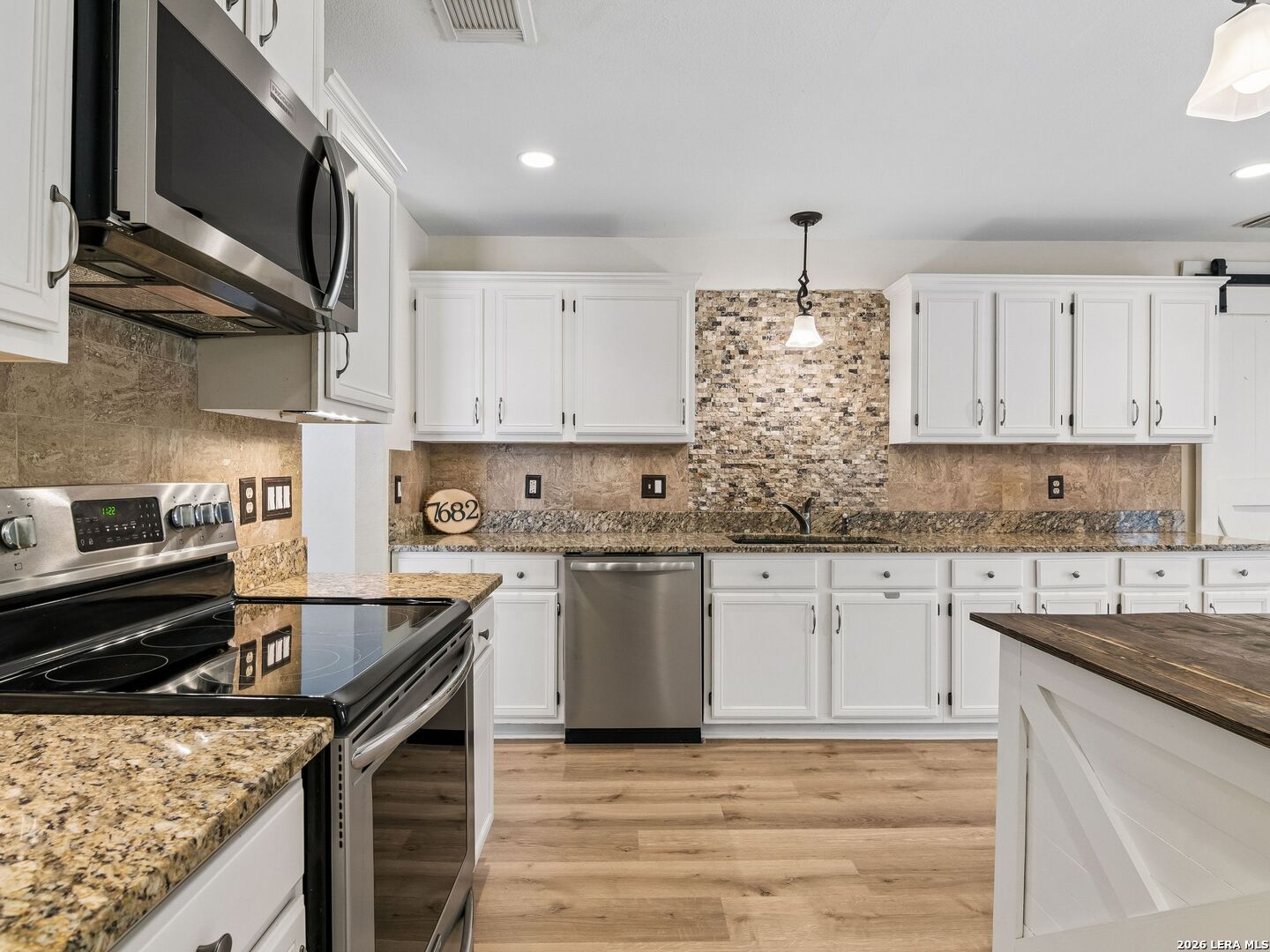 7682 Aspen Park San Antonio TX 78249