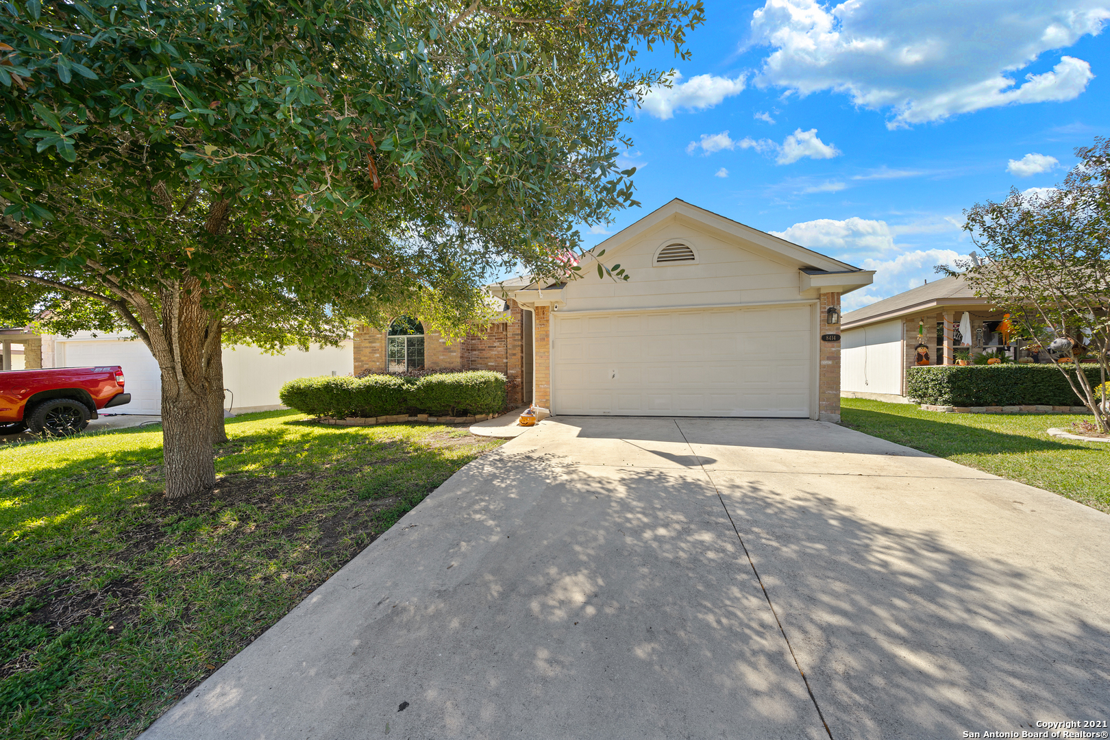 8414 Pigeonberry Drive Converse TX 78109