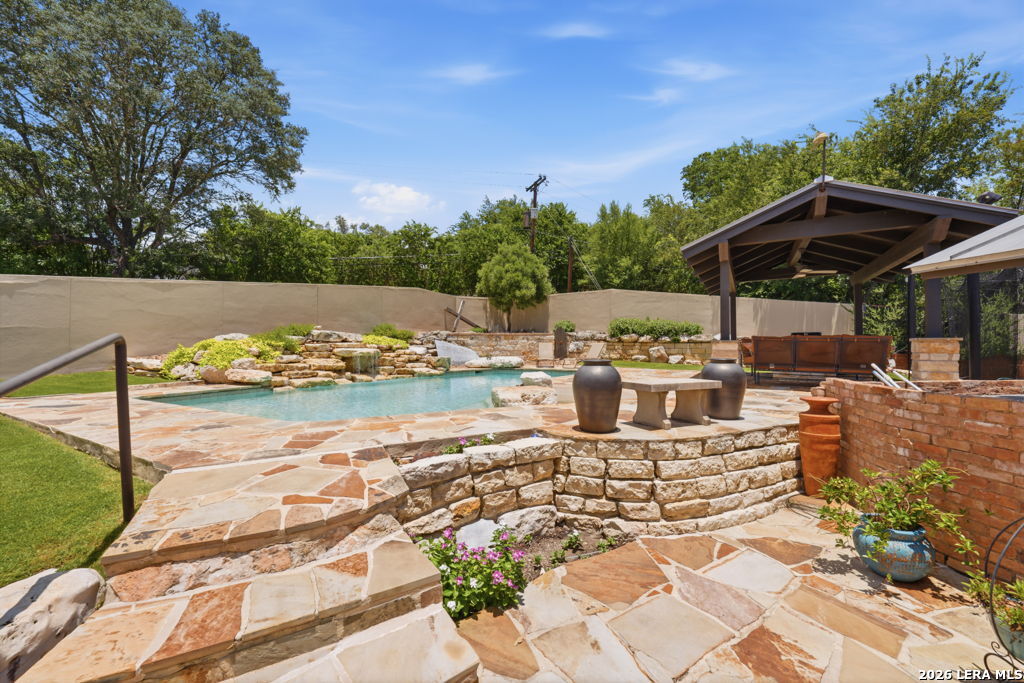 307 E Woodlake Drive San Antonio TX 78229
