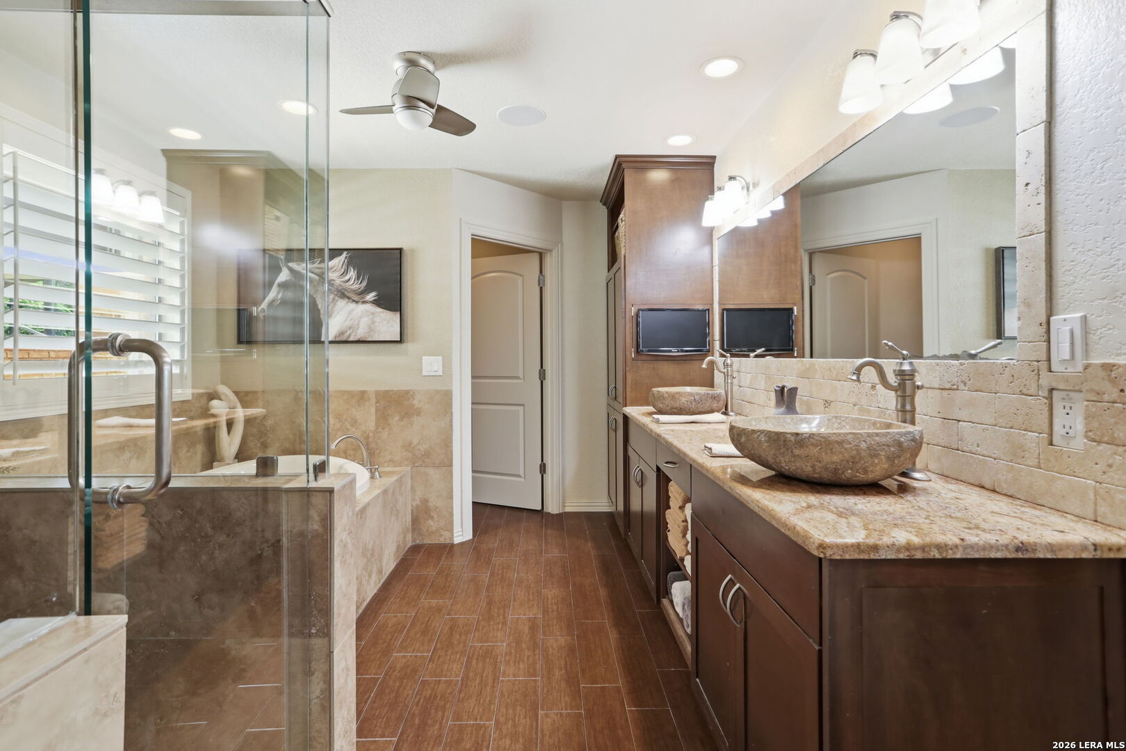 307 E Woodlake Drive San Antonio TX 78229