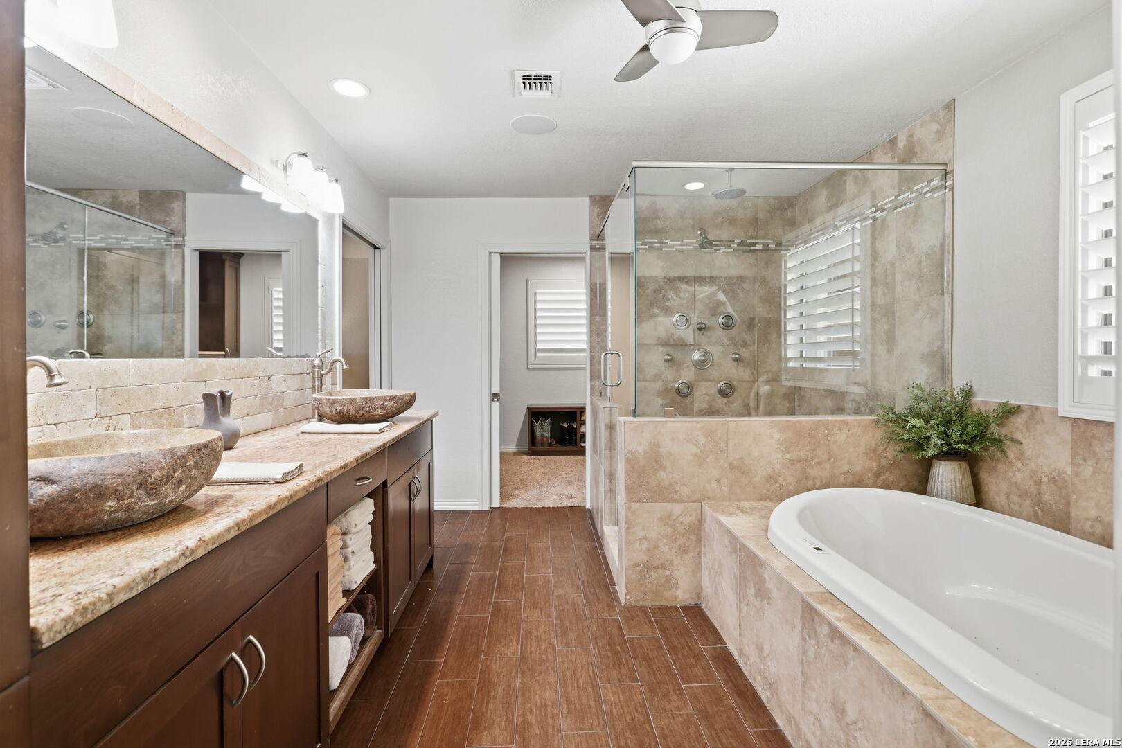 307 E Woodlake Drive San Antonio TX 78229