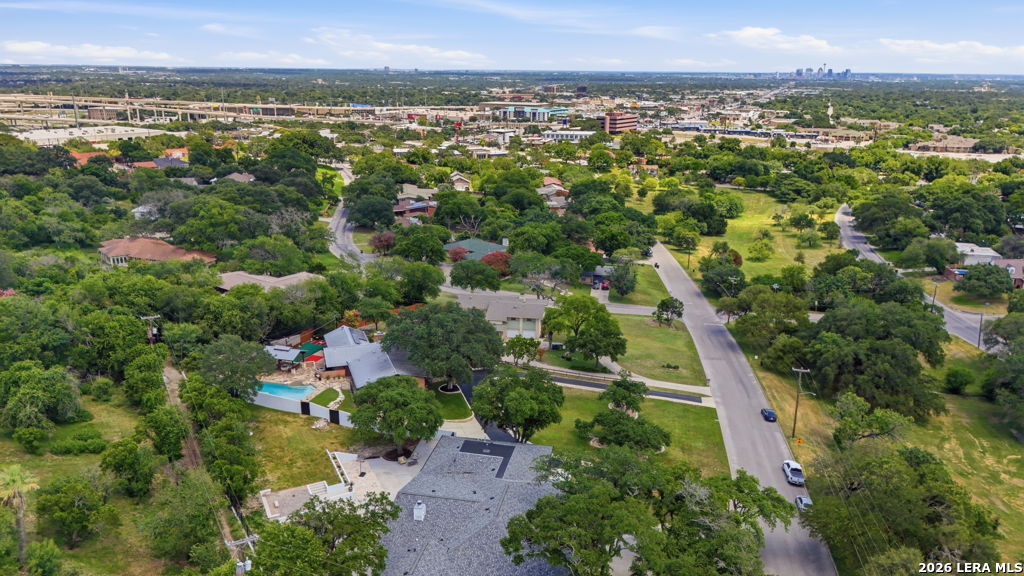 307 E Woodlake Drive San Antonio TX 78229