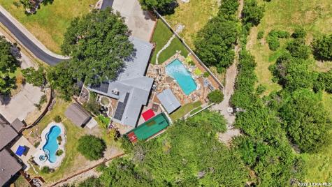 307 E Woodlake Drive San Antonio TX 78229