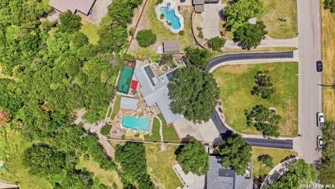 307 E Woodlake Drive San Antonio TX 78229