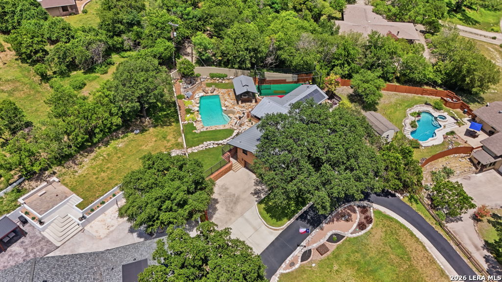 307 E Woodlake Drive San Antonio TX 78229