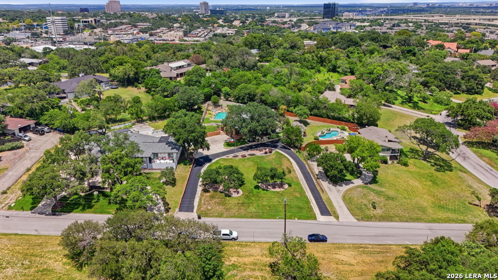307 E Woodlake Drive San Antonio TX 78229