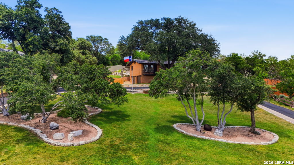 307 E Woodlake Drive San Antonio TX 78229