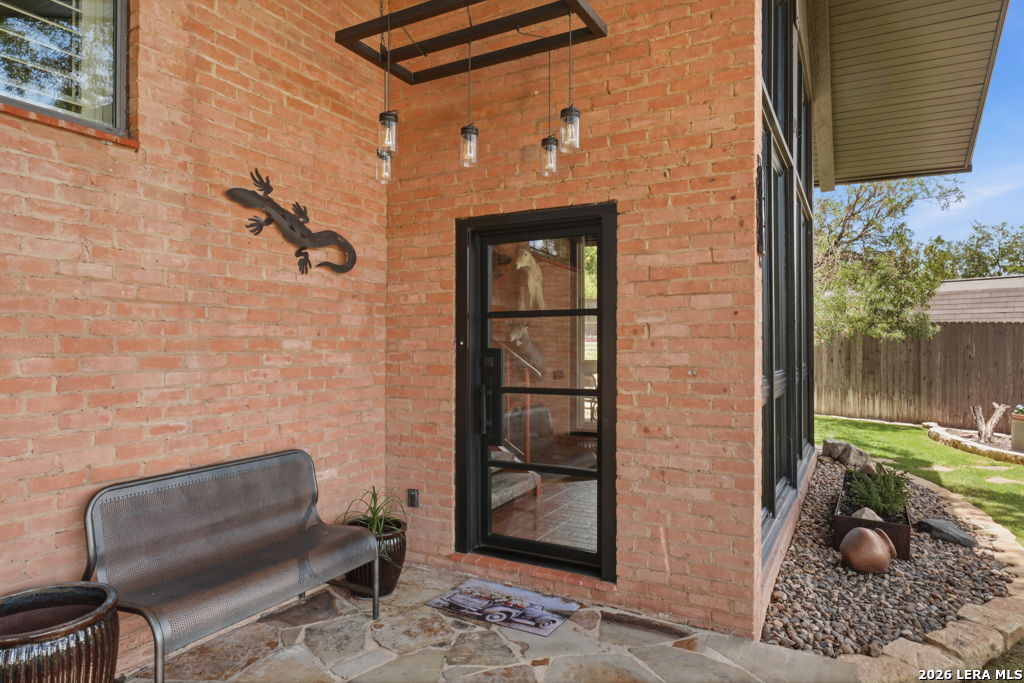 307 E Woodlake Drive San Antonio TX 78229
