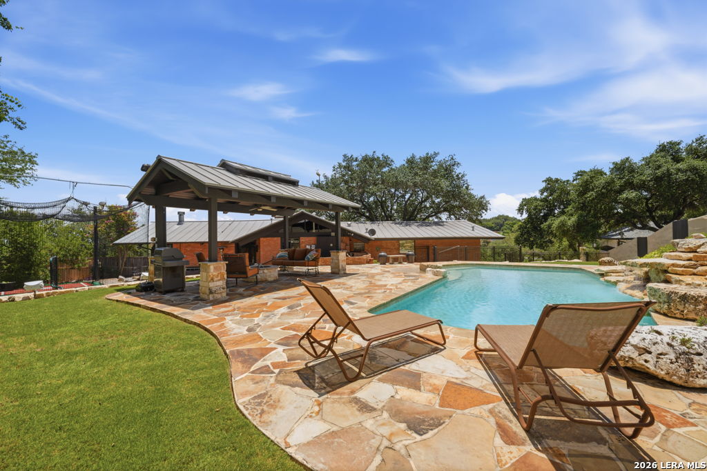 307 E Woodlake Drive San Antonio TX 78229
