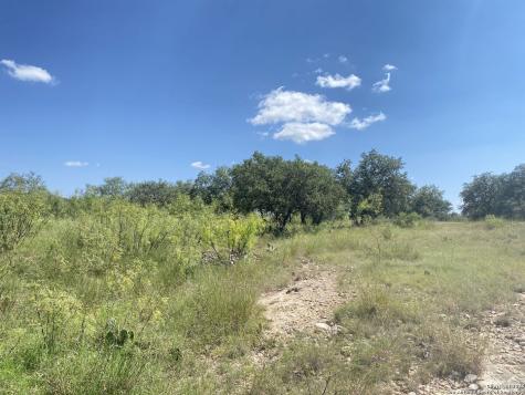 000 Mockingbird Lane Camp Wood TX 78833