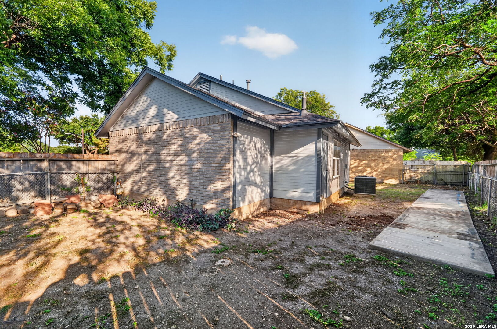 222 Vista Del Sur San Antonio TX 78207