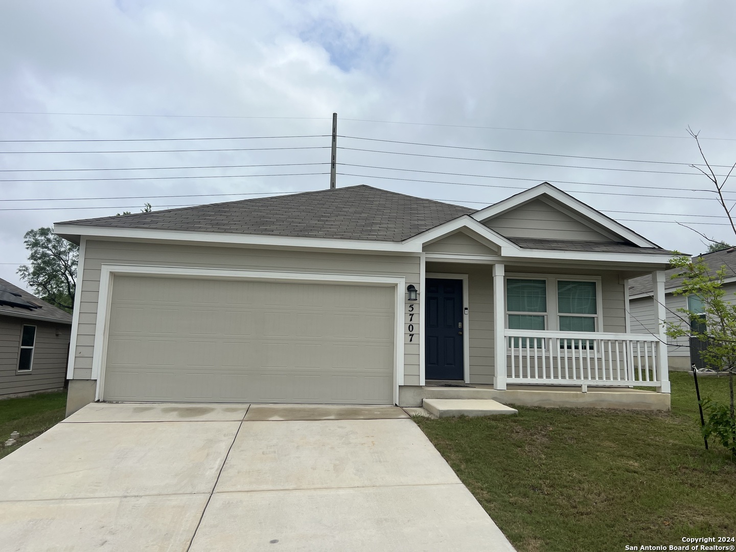 5707 Elm Valley Drive San Antonio TX 78242