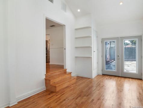 338 Brees Boulevard San Antonio TX 78209