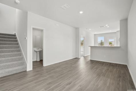 5702 Quartz Terrace San Antonio TX 78222