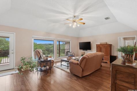 10445 Montanio Drive New Braunfels TX 78132
