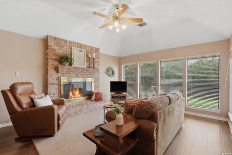 10445 Montanio Drive New Braunfels TX 78132