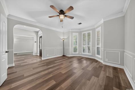 419 Highland Hill San Antonio TX 78260