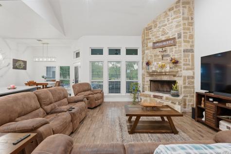 238 Cibolo Way La Vernia TX 78121