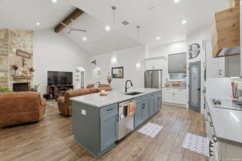 238 Cibolo Way La Vernia TX 78121
