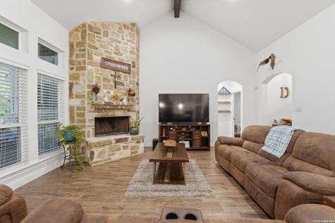 238 Cibolo Way La Vernia TX 78121