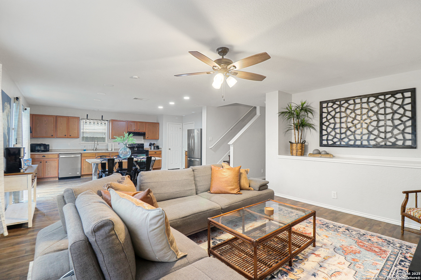 7451 Circle Farm San Antonio TX 78239